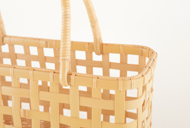 手提げ籠 可動手 縦長 | 商品一覧 | 地域文化商社 うなぎの寝床
