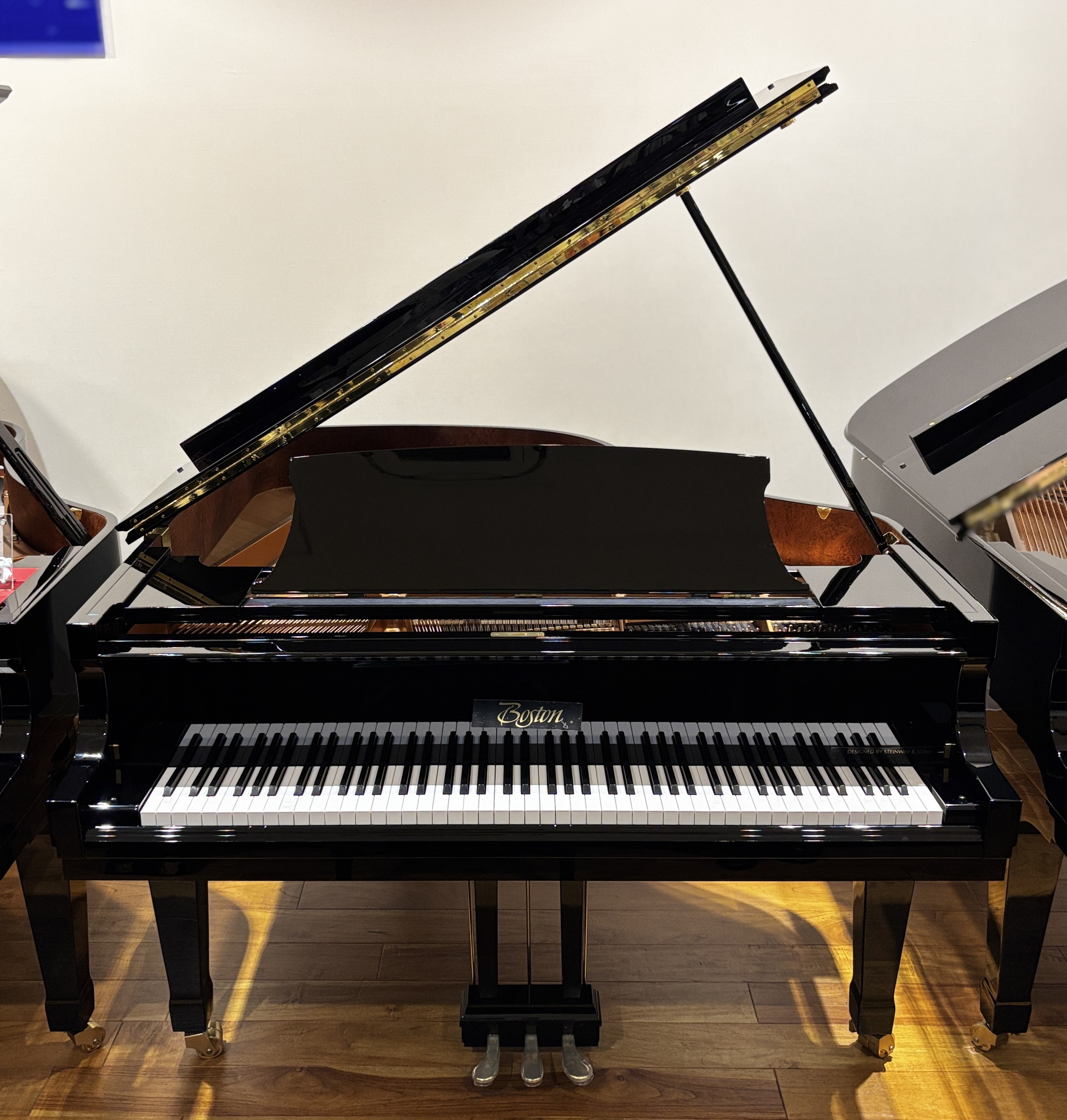 ボストンピアノ】BOSTON正規特約店・スタインウェイデザインのピアノ