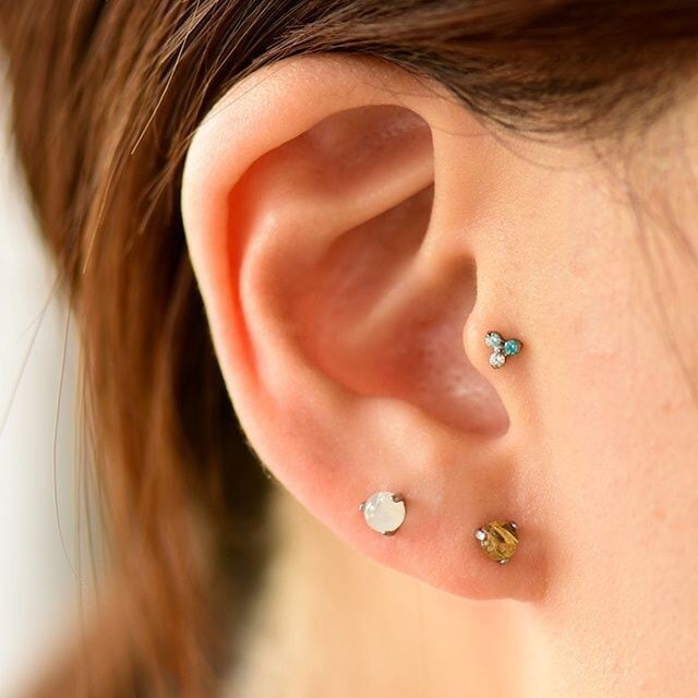 天然石ピアス プッシュピアス 20G 18G 16G 14G ムーンストーン チタン