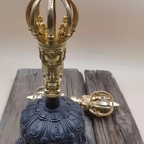 法器 九鈷金剛鈴 鐘 密教法具 真鍮製 26CM その他アート 財前 通販
