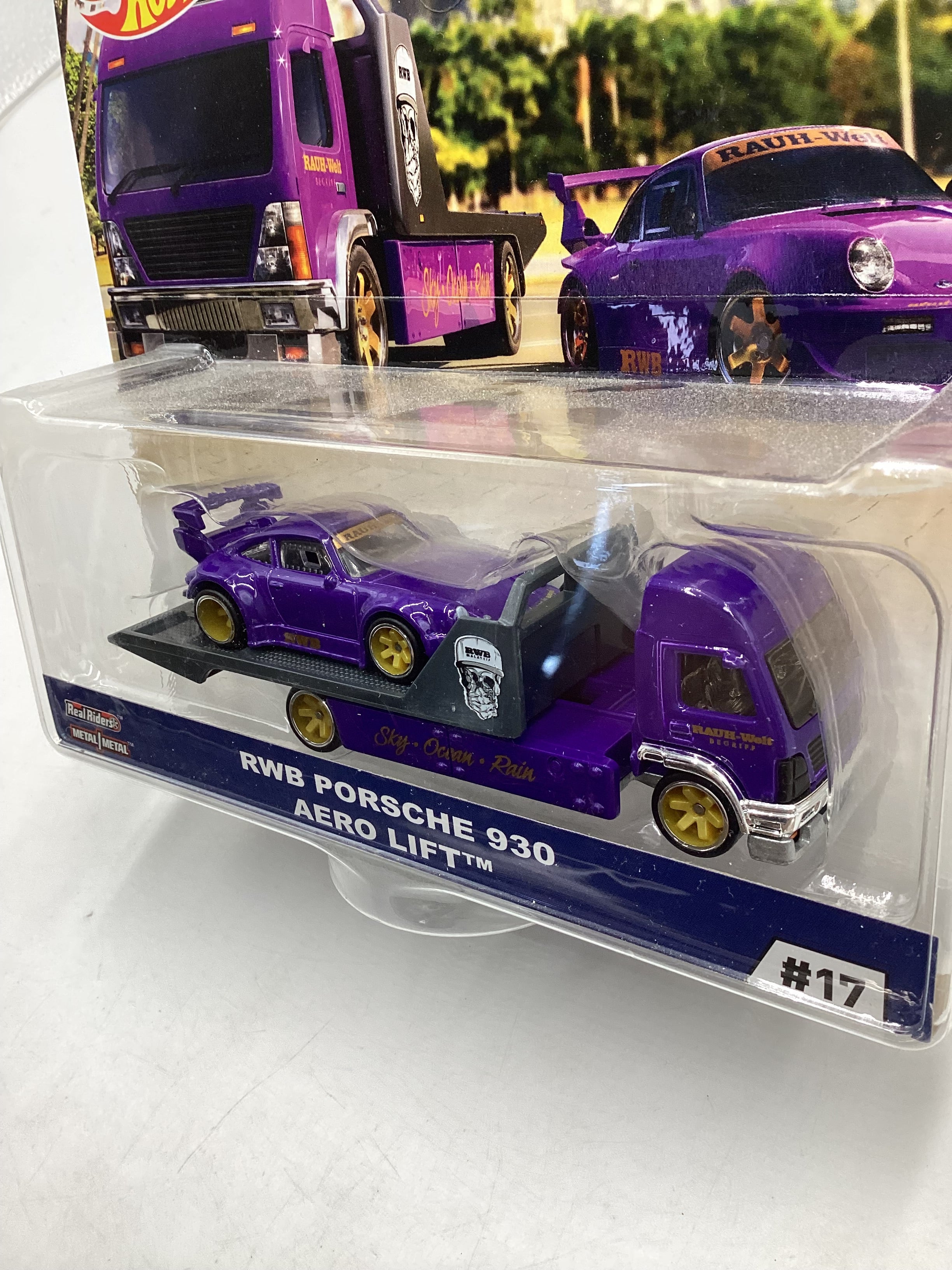 Hot wheels 2019 Team Transport #17 RWB Porsche 930 & Aero Lift W