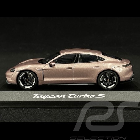 Porsche Taycan Turbo S 2020 Frozen Berry Metallic 1/43 Minichamps