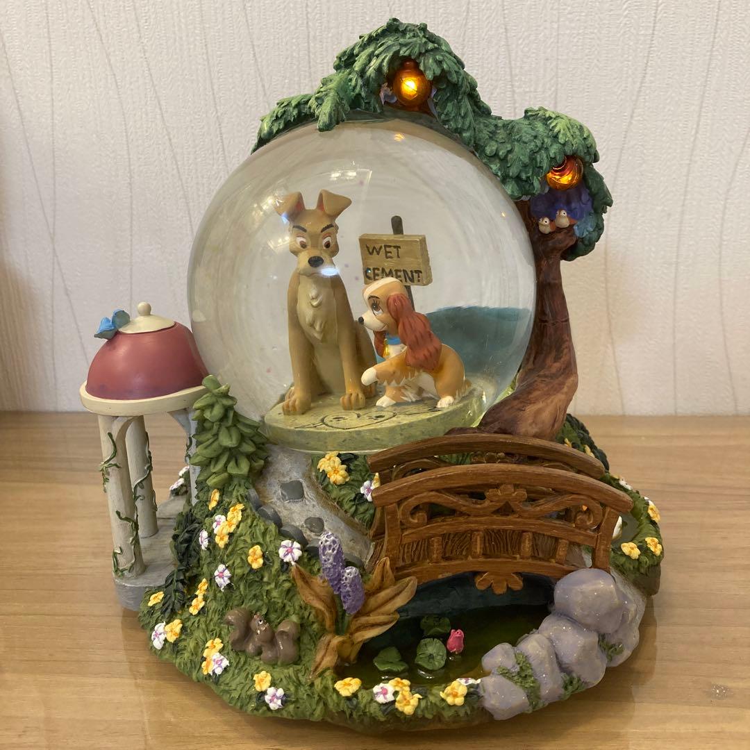 ディズニースノーグローブ　わんわん物語 ディズニー わんわん物語 スノードーム スノーグローブ - メルカリ