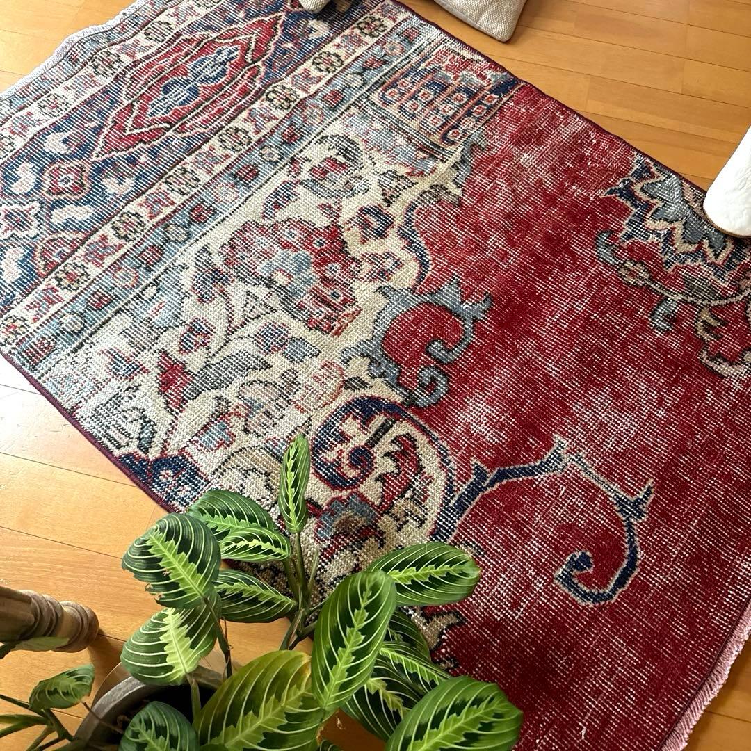 78×115アンティークレッド　ボタニカル　トルコヴィンテージラグ 78×115アンティークレッド ボタニカル トルコヴィンテージラグ | iichi
