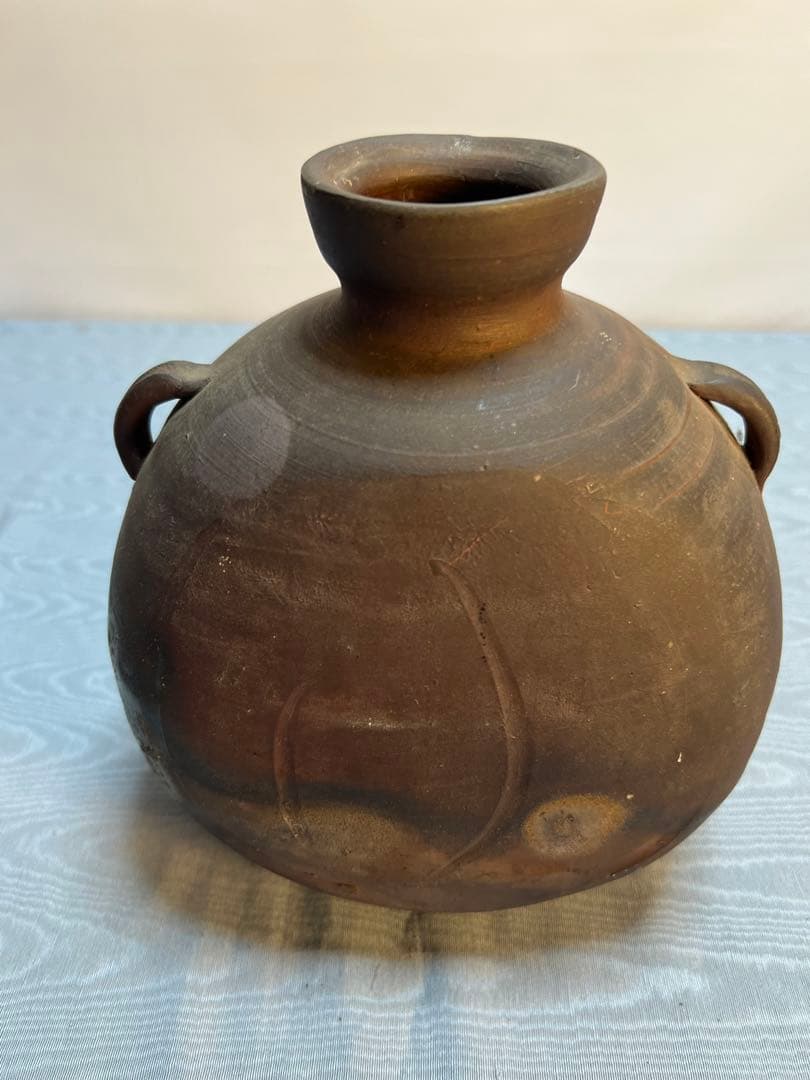 備前焼「利陶苑」陶弘 造　耳付き花瓶 城南骨董-備前焼 鶴首花瓶 七十七代 金重利陶苑 陶弘 330