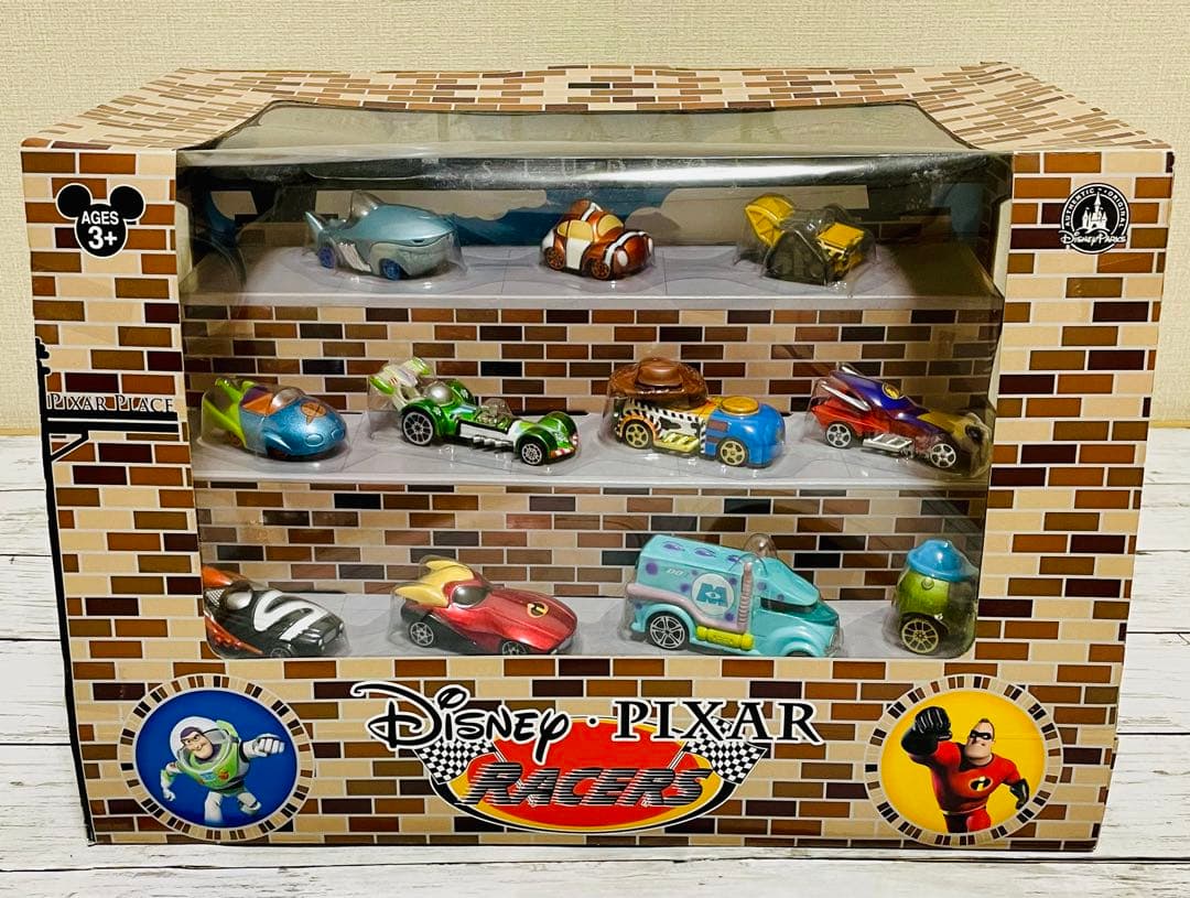 【日本未発売・WDW限定】PIXAR作品カーズフィギュアセット Disney(ディズニー) / カーズ/フィギュアセット/コミック&アニメ/日本