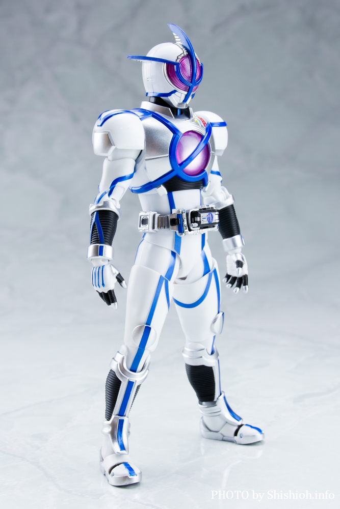 レビュー】S.H.Figuarts（真骨彫製法） 仮面ライダーサイガ