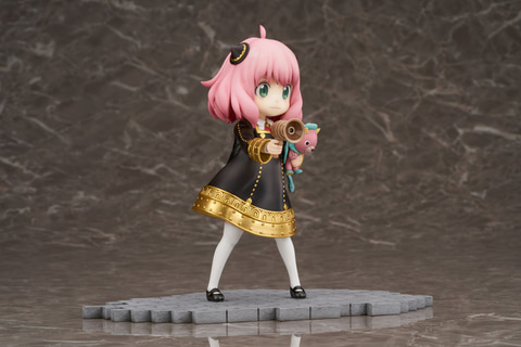 SPY×FAMILY」よりロイド・アーニャ親子がフィギュア化！ 「F:NEX」より