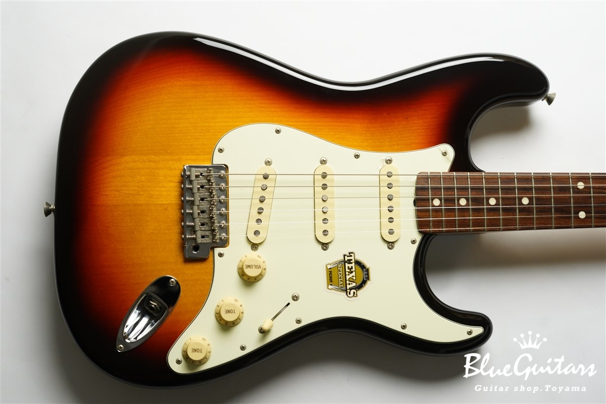 Fender JAPAN ST62-TX - 3-Tone Sunburst w/ Fender Hard Case | Blue