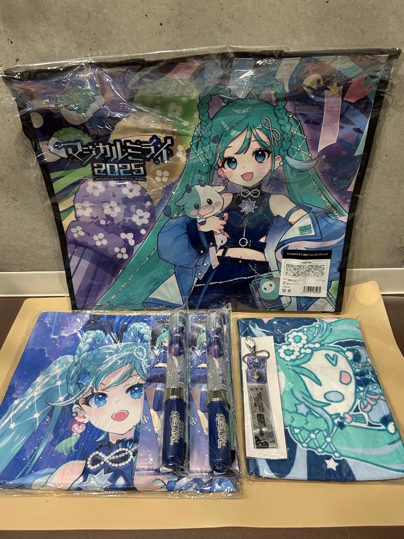 マジカルミライ2025グッズ新品未使用ペンライト、ショッパー、タオル、ストラップ グッズ]マジカルミライ 2025 マフラータオル 鏡音レン ver.｜初音ミク