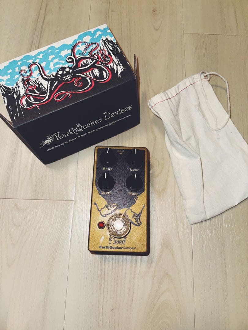 EarthQuaker Devices Hoof ファズエフェクター Hoof Hybrid Fuzz Demo | EarthQuaker Devices - YouTube