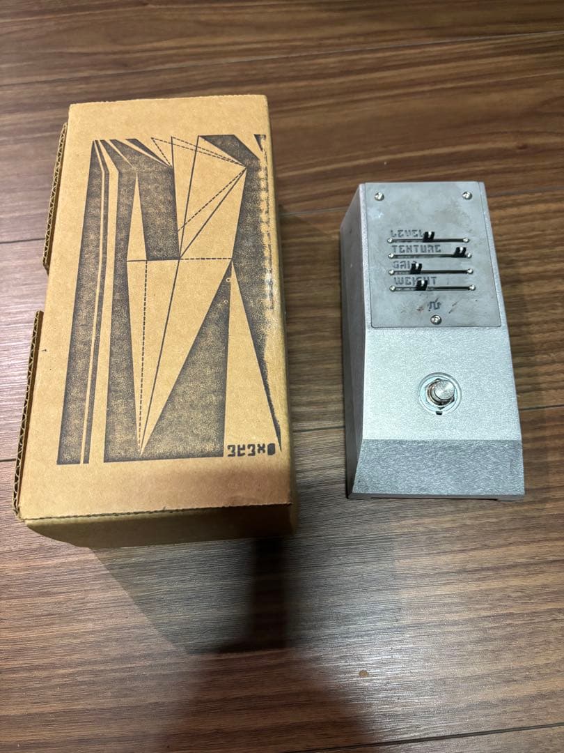 eae 0xeae fuzz ファズ　オクターブファズ 異形のオクターヴ・ファズ。0xEAE Fuzzサウンドレビュー&技術解説